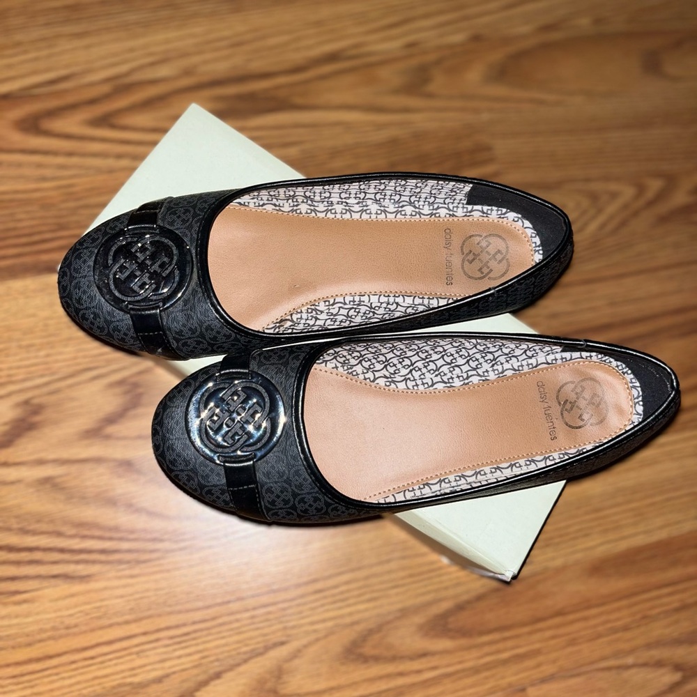 Daisy Fuentes Flats | Size 8.5 | Black